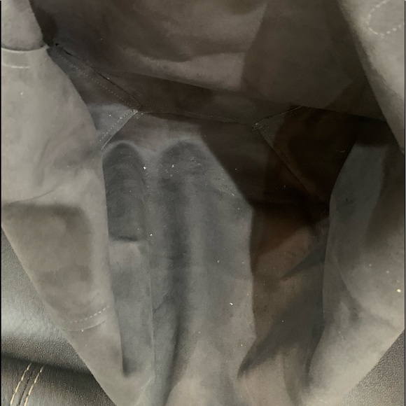 Leather tote - Picture 3 of 3